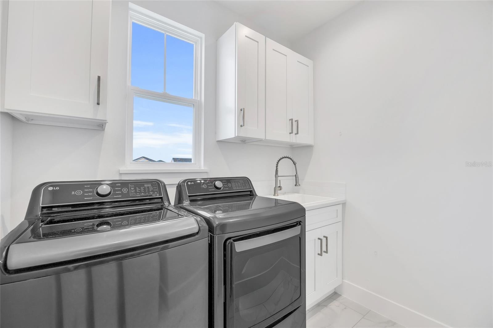 906 ALLENDALE LANE, Winter Garden, FL 34787