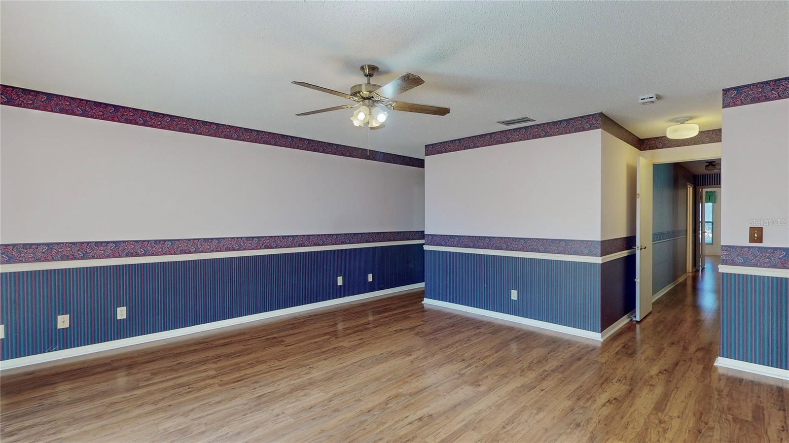 13 HERMOSA DRIVE, Eustis, FL 32726