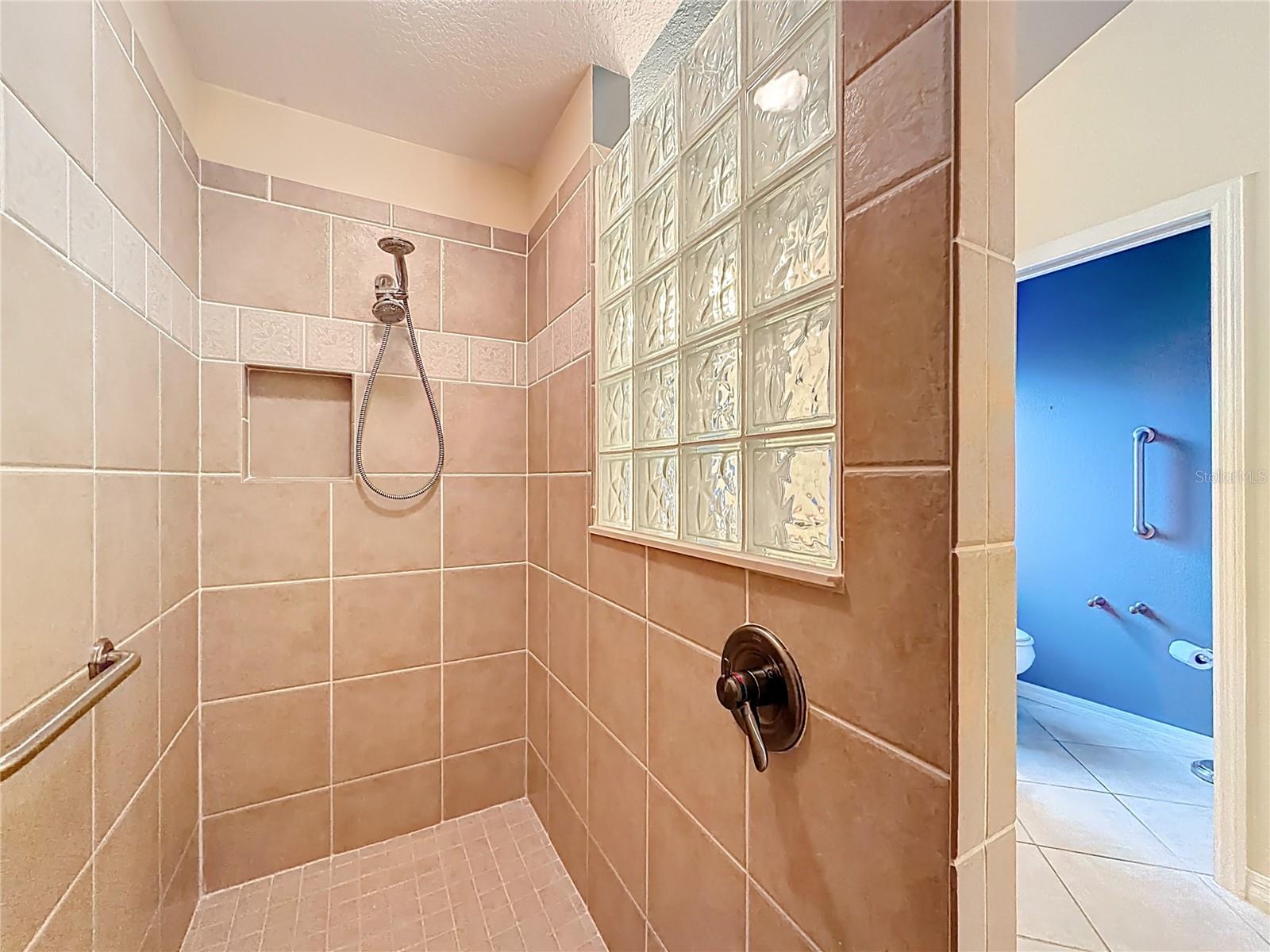 2679 LANTANA AVENUE, The Villages, FL 32162