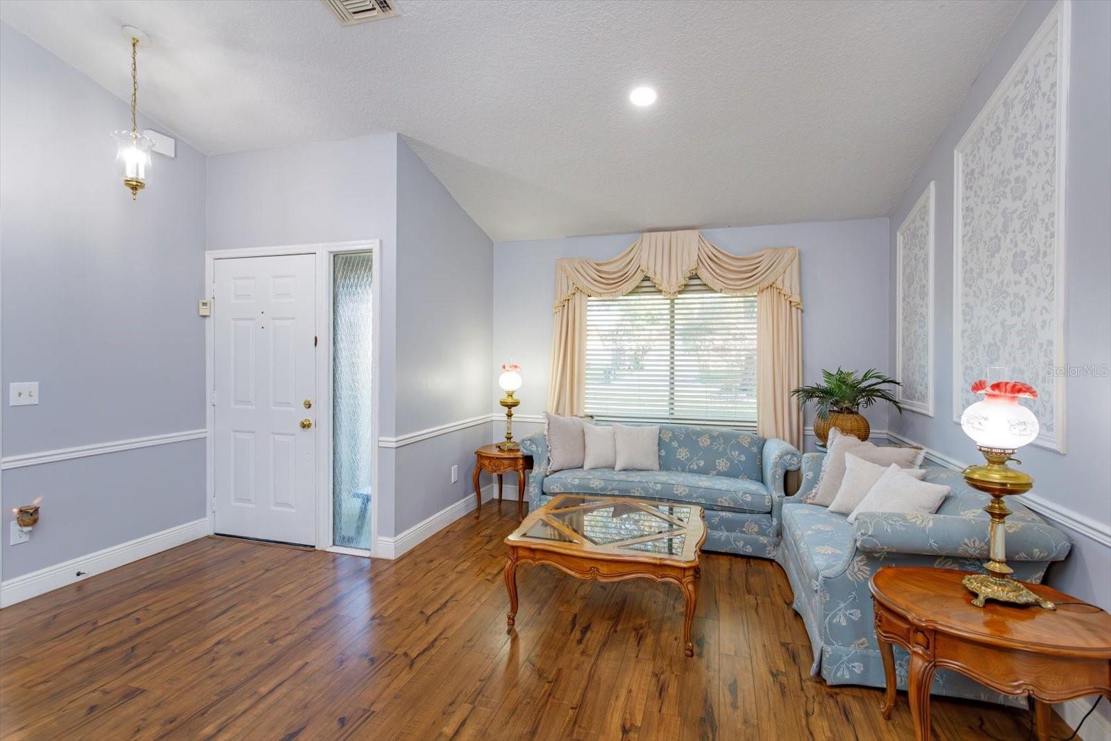 9237 SABAL PALM CIRCLE, Windermere, FL 34786