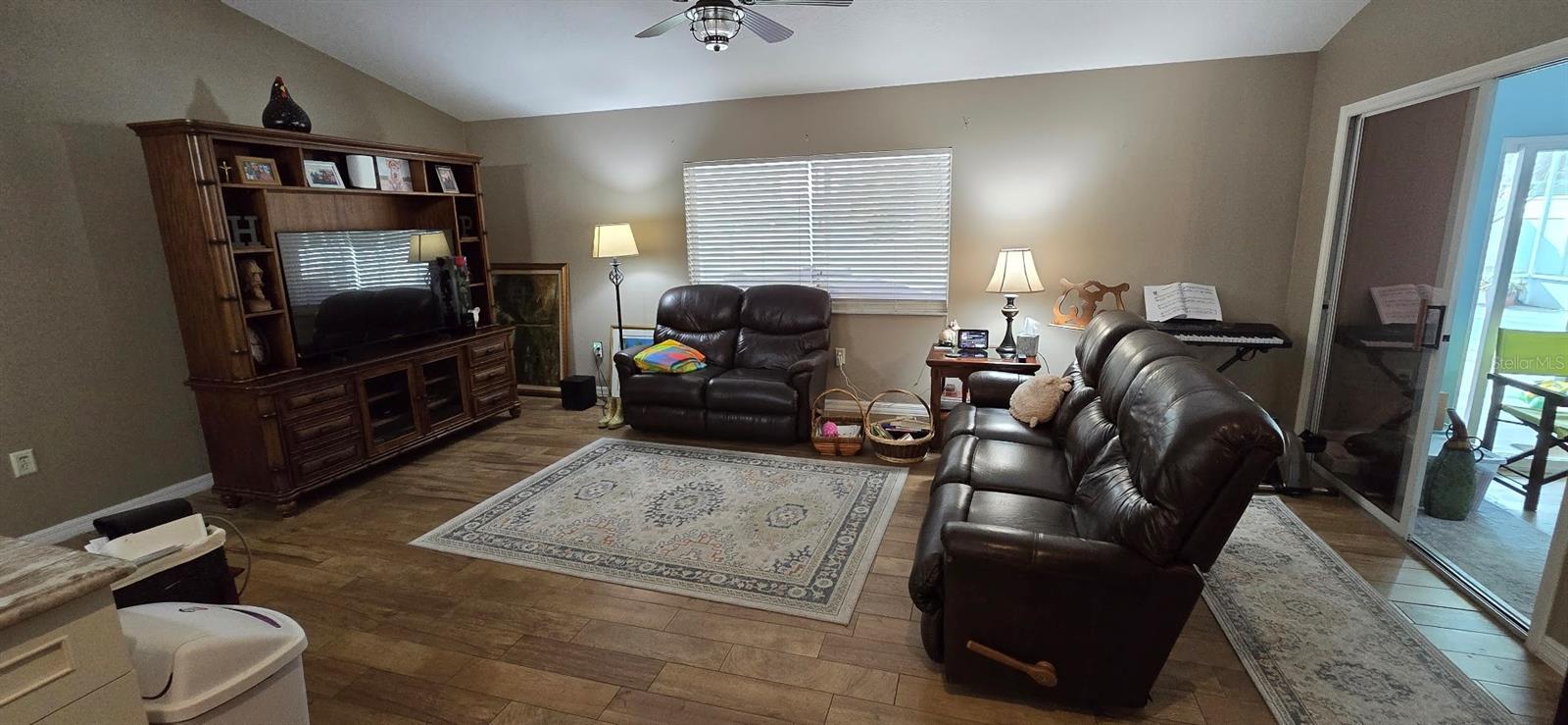 336 LAKECREST DRIVE, Tavares, FL 32778