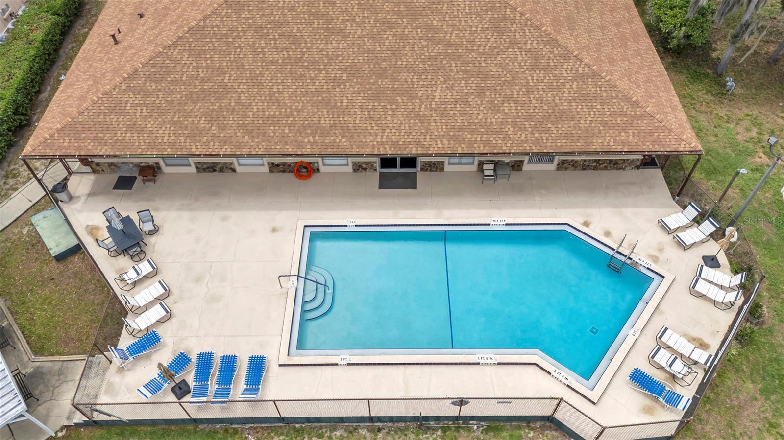 Community pool