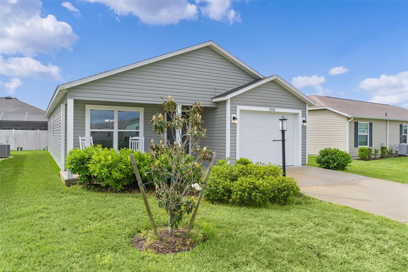 1926 HUX COURT, The Villages, FL 34762 1926 HUX COURT, The Villages, FL 34762