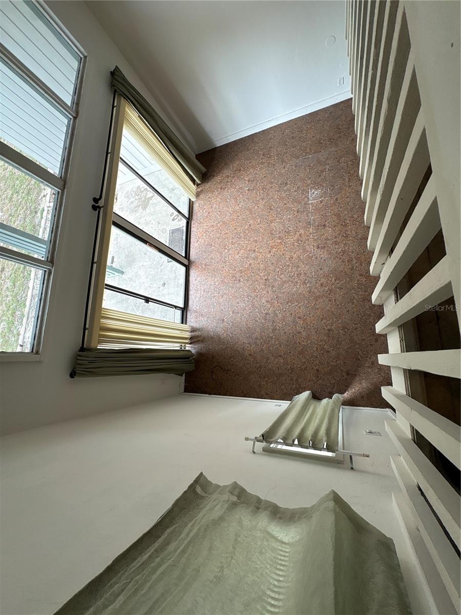 2010 CORNER LAKE DRIVE, #2010, Haines City, FL 33844