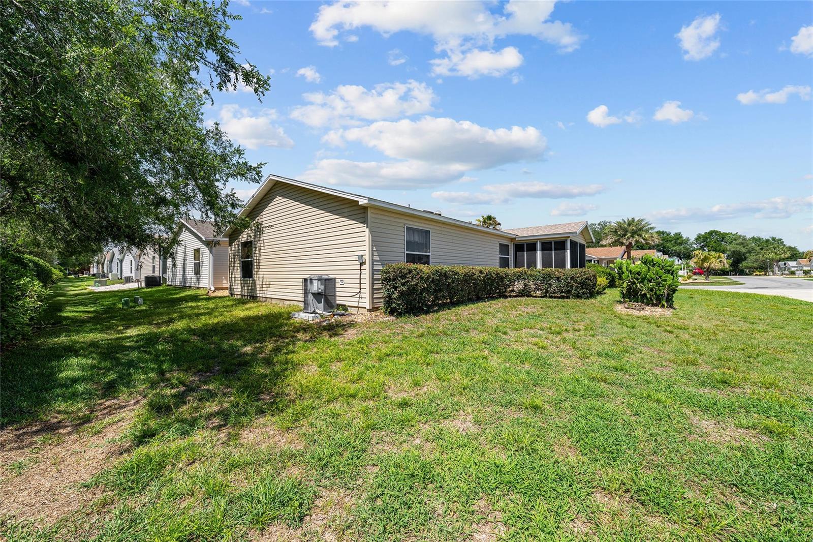 17300 SE 93RD HEYWARD AVENUE, The Villages, FL 32162