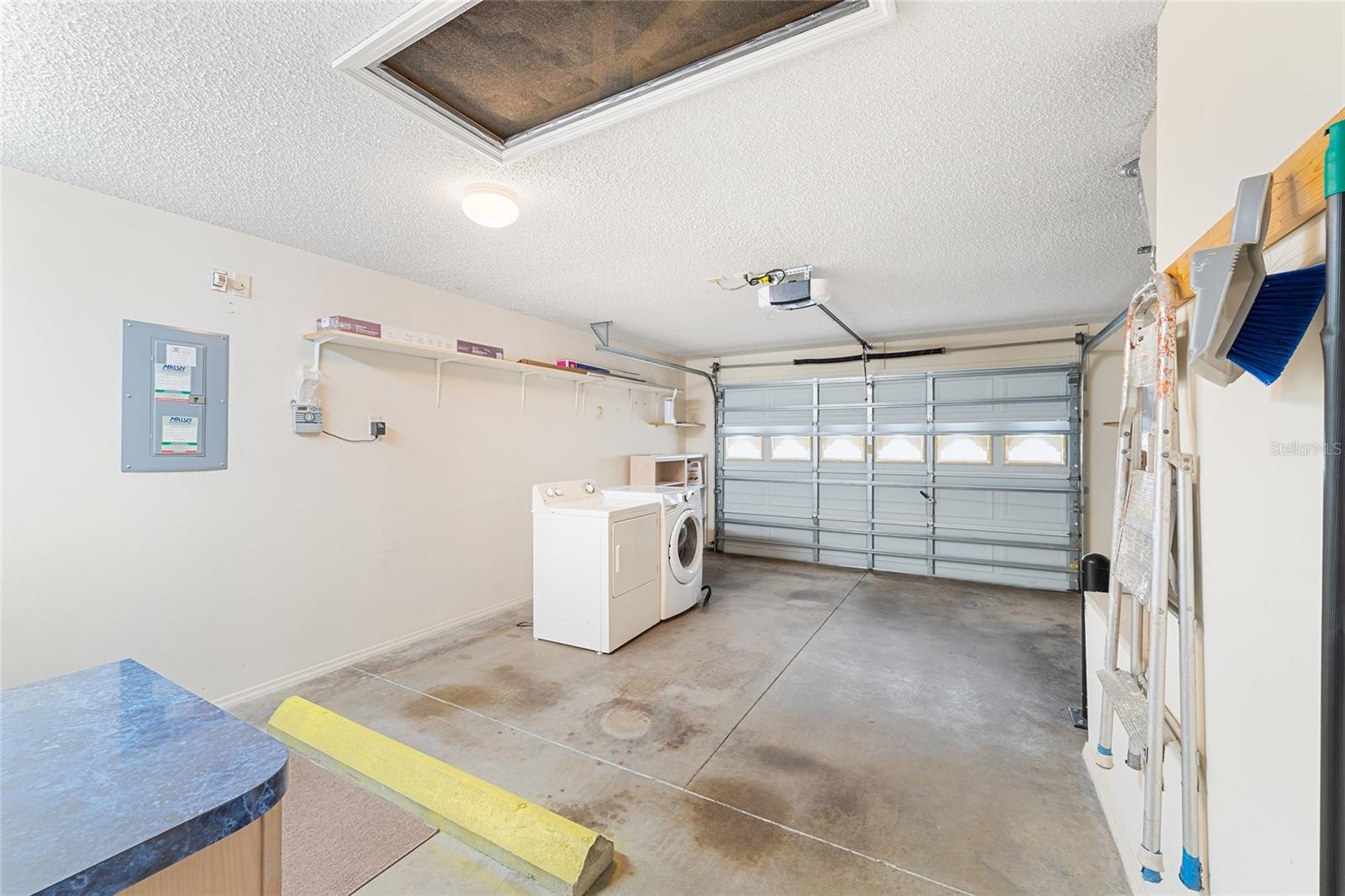 17300 SE 93RD HEYWARD AVENUE, The Villages, FL 32162