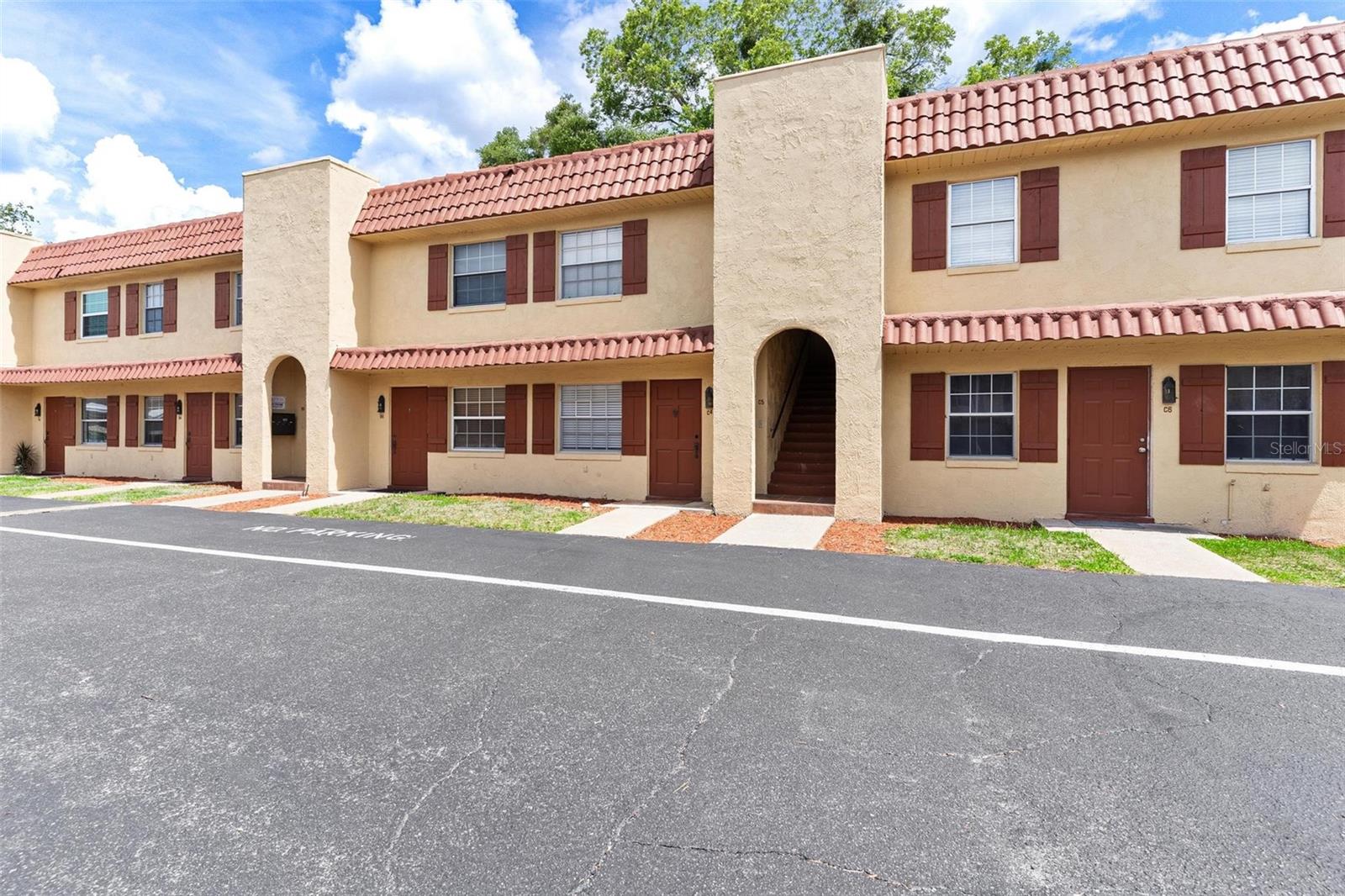 1112 W MAIN STREET, #C4, Leesburg, FL 34748