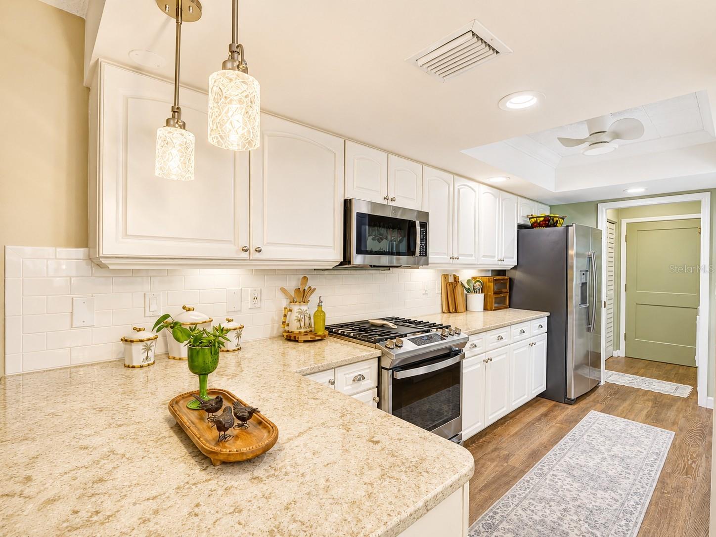 100 S TREMAIN STREET, #G2, Mount Dora, FL 32757