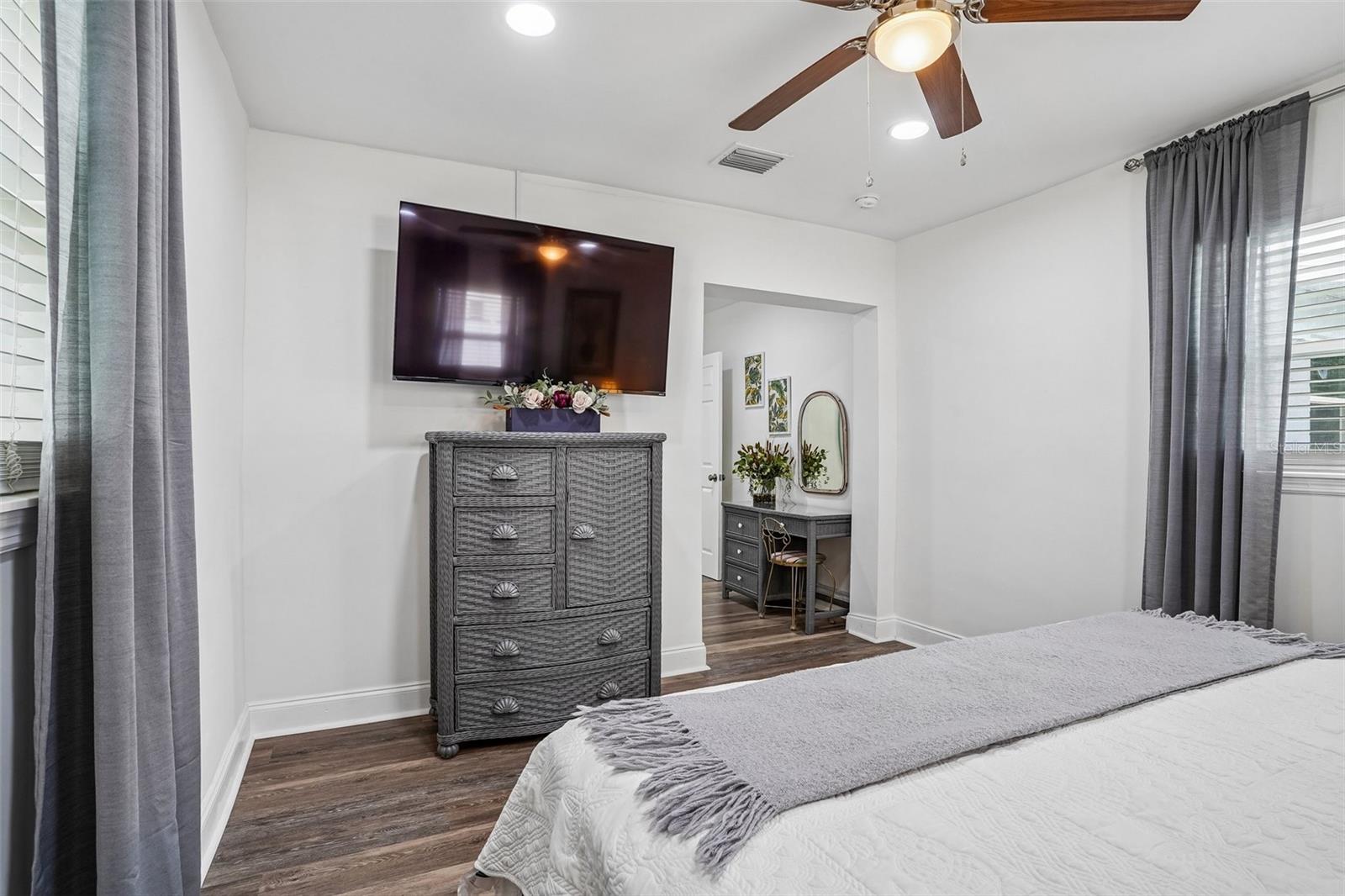 1211 MORNINGSIDE DRIVE, Mount Dora, FL 32757