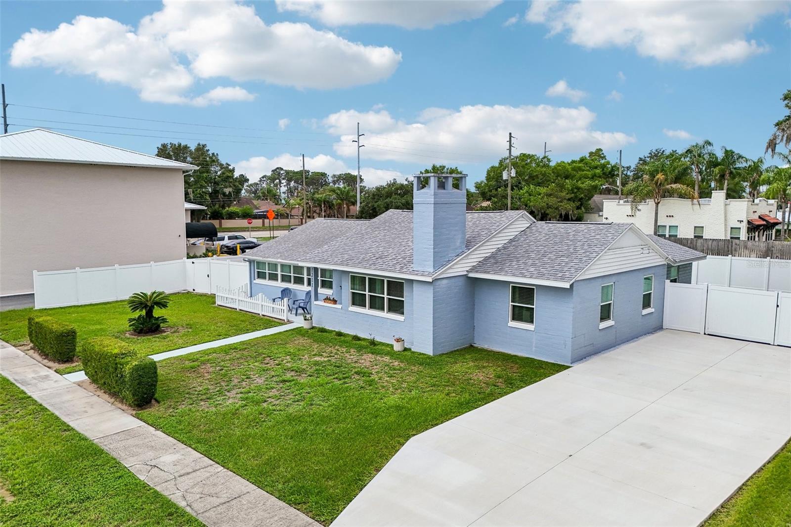 1211 MORNINGSIDE DRIVE, Mount Dora, FL 32757