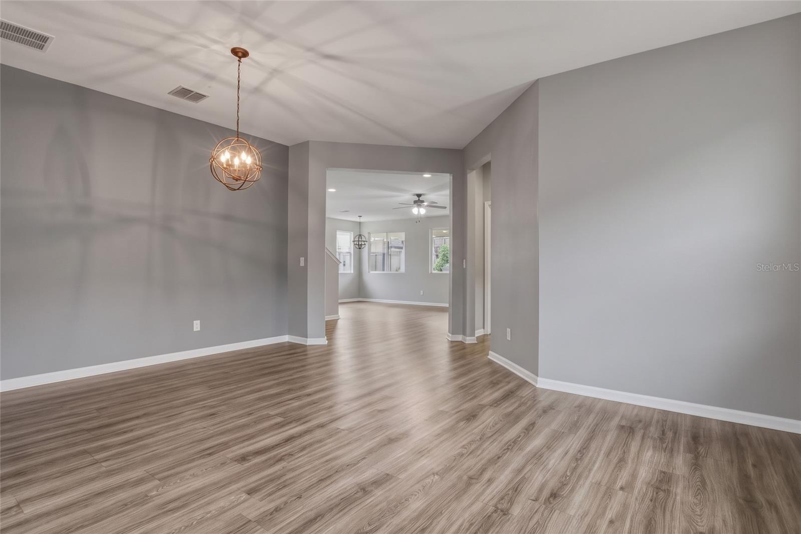 Foyer and Dining Room Empty