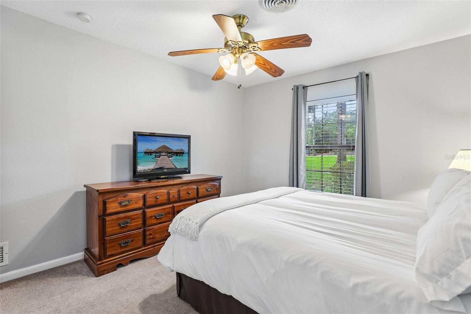 1460 GROVE STREET, Eustis, FL 32726