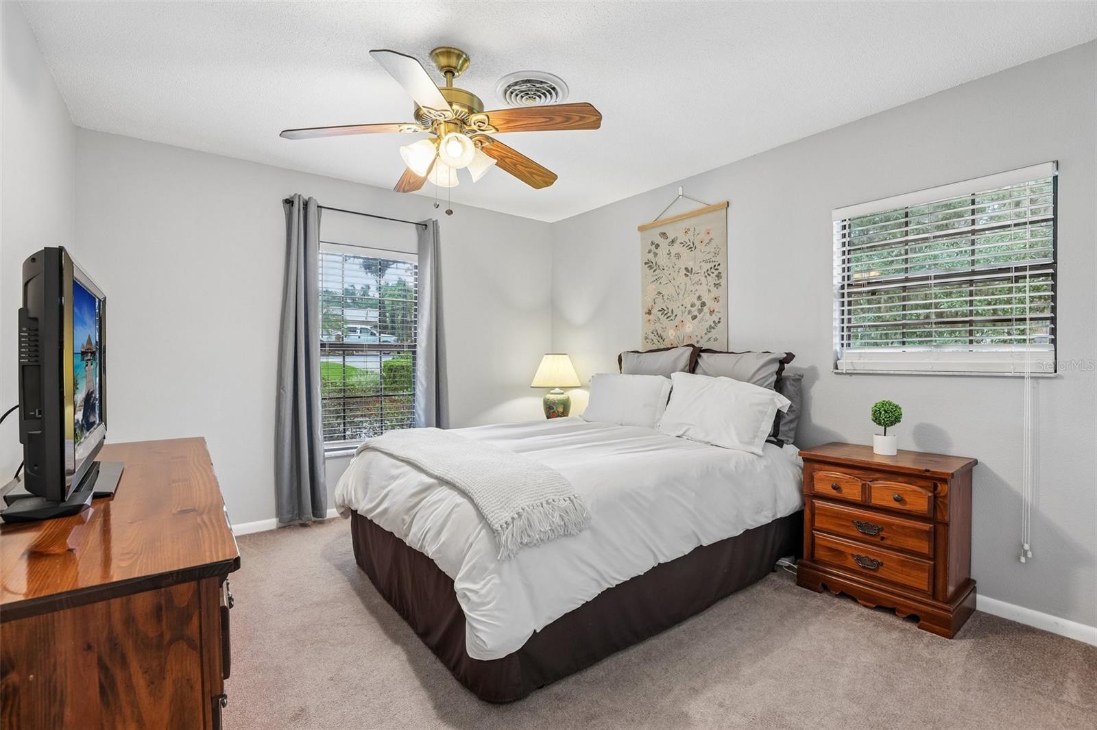 1460 GROVE STREET, Eustis, FL 32726