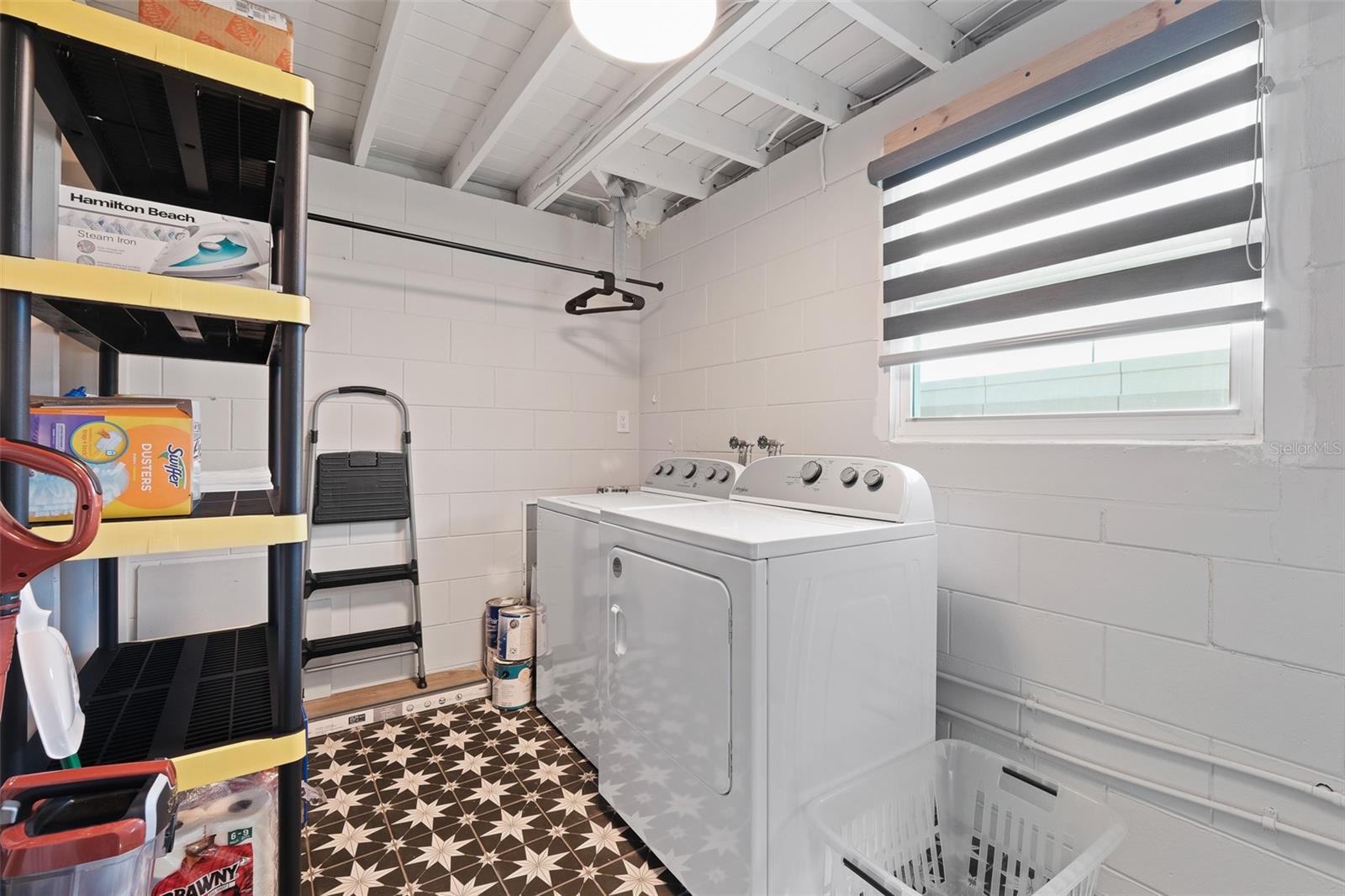 2914 Laundry