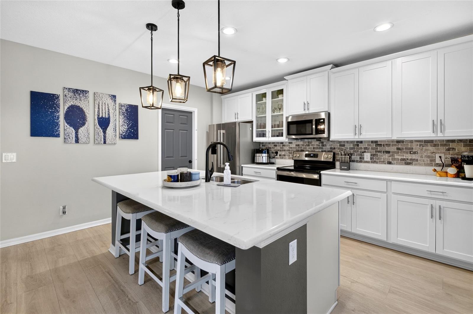 9399 VILLANOVA DRIVE, Groveland, FL 34736
