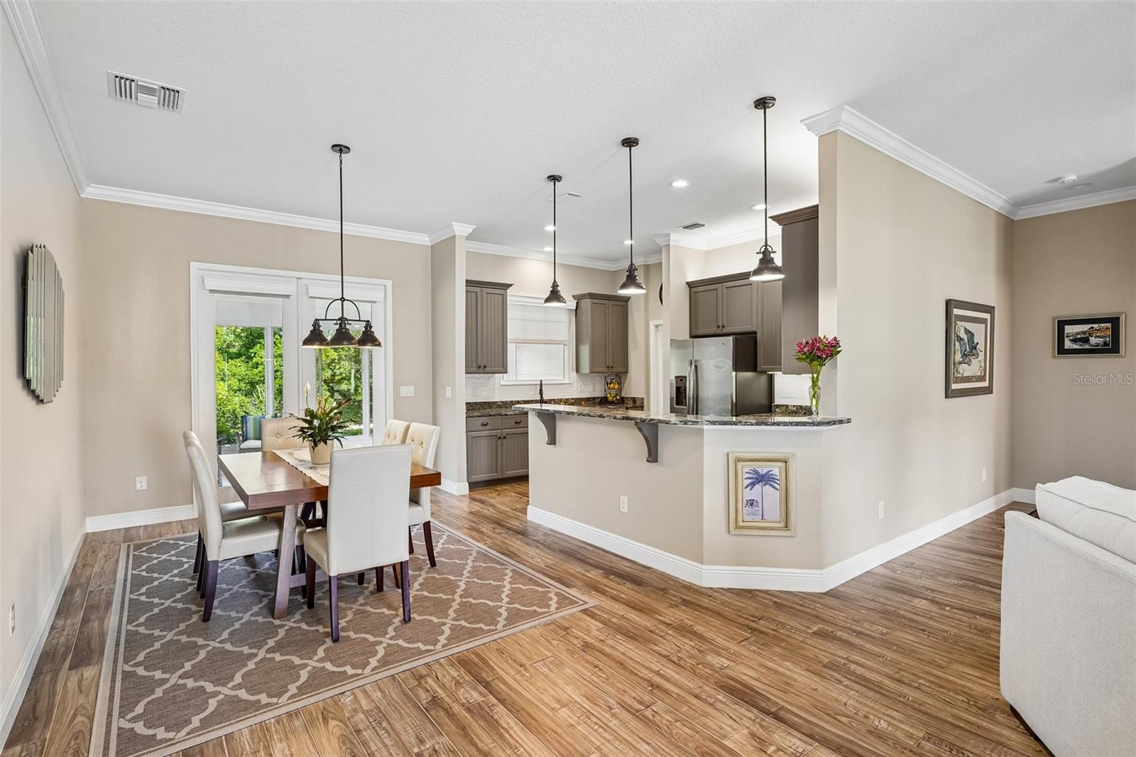 Dining Room/Kitchen