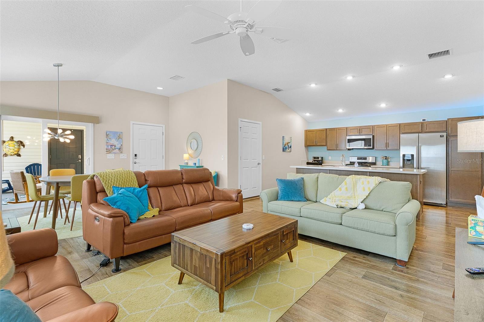 6080 ALLEN AVENUE, The Villages, FL 32163 6080 ALLEN AVENUE, The Villages, FL 32163