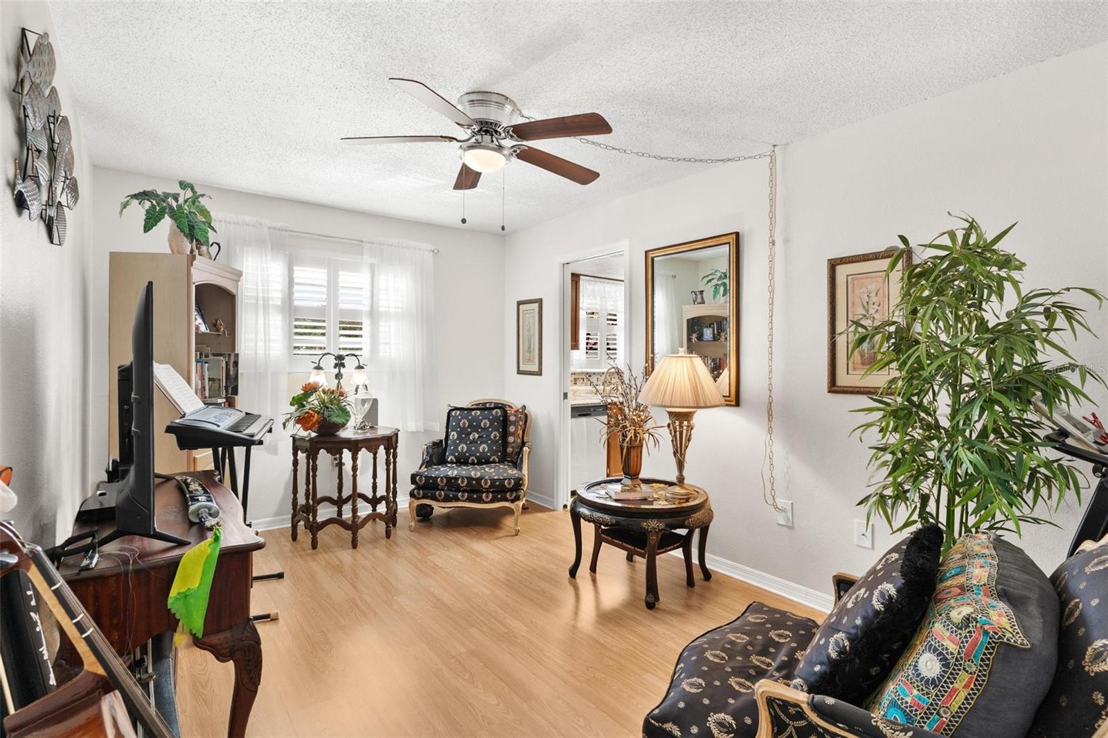 OFFICE/THIRD BEDROOM