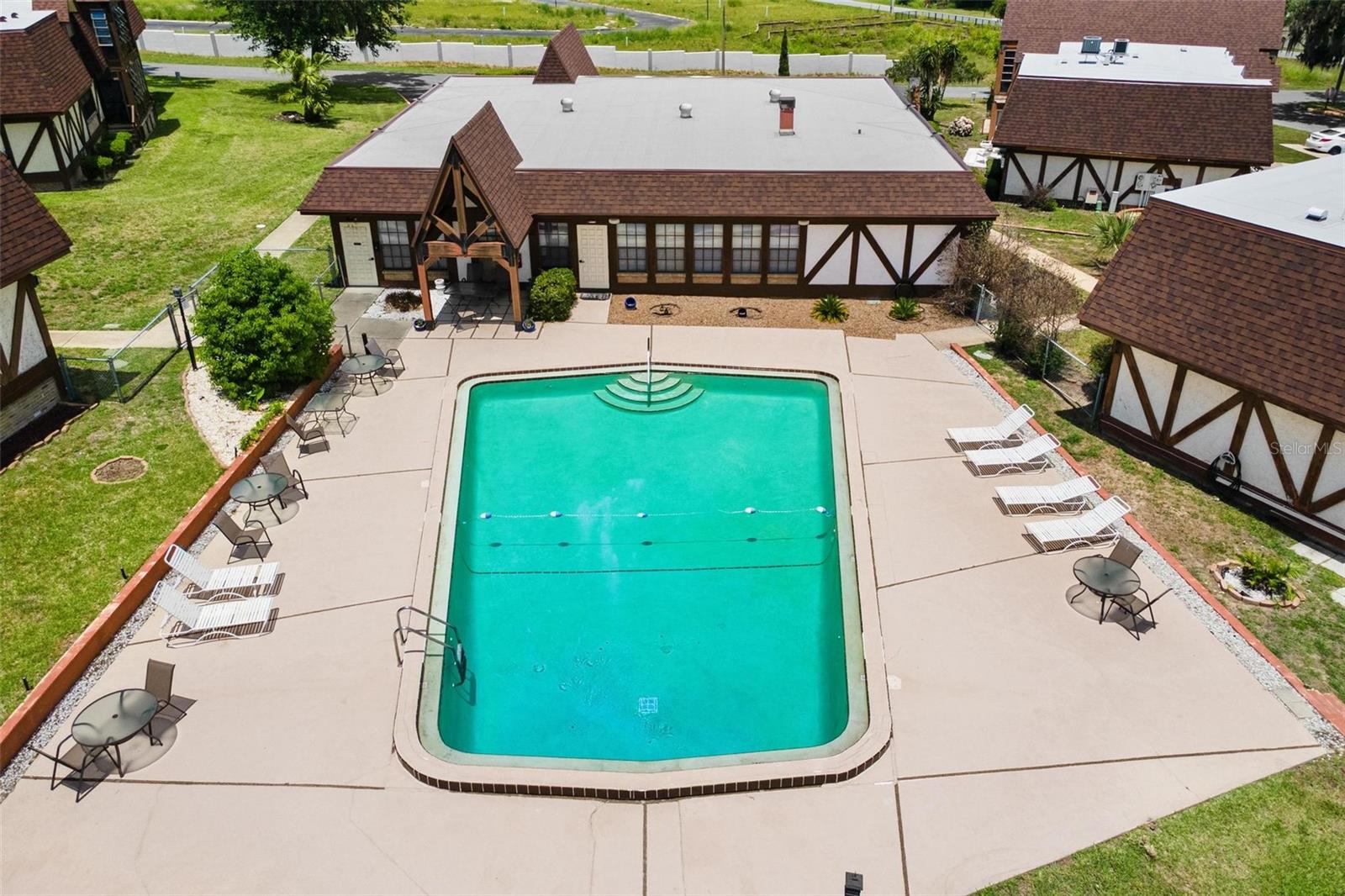 COMMUNITY POOL