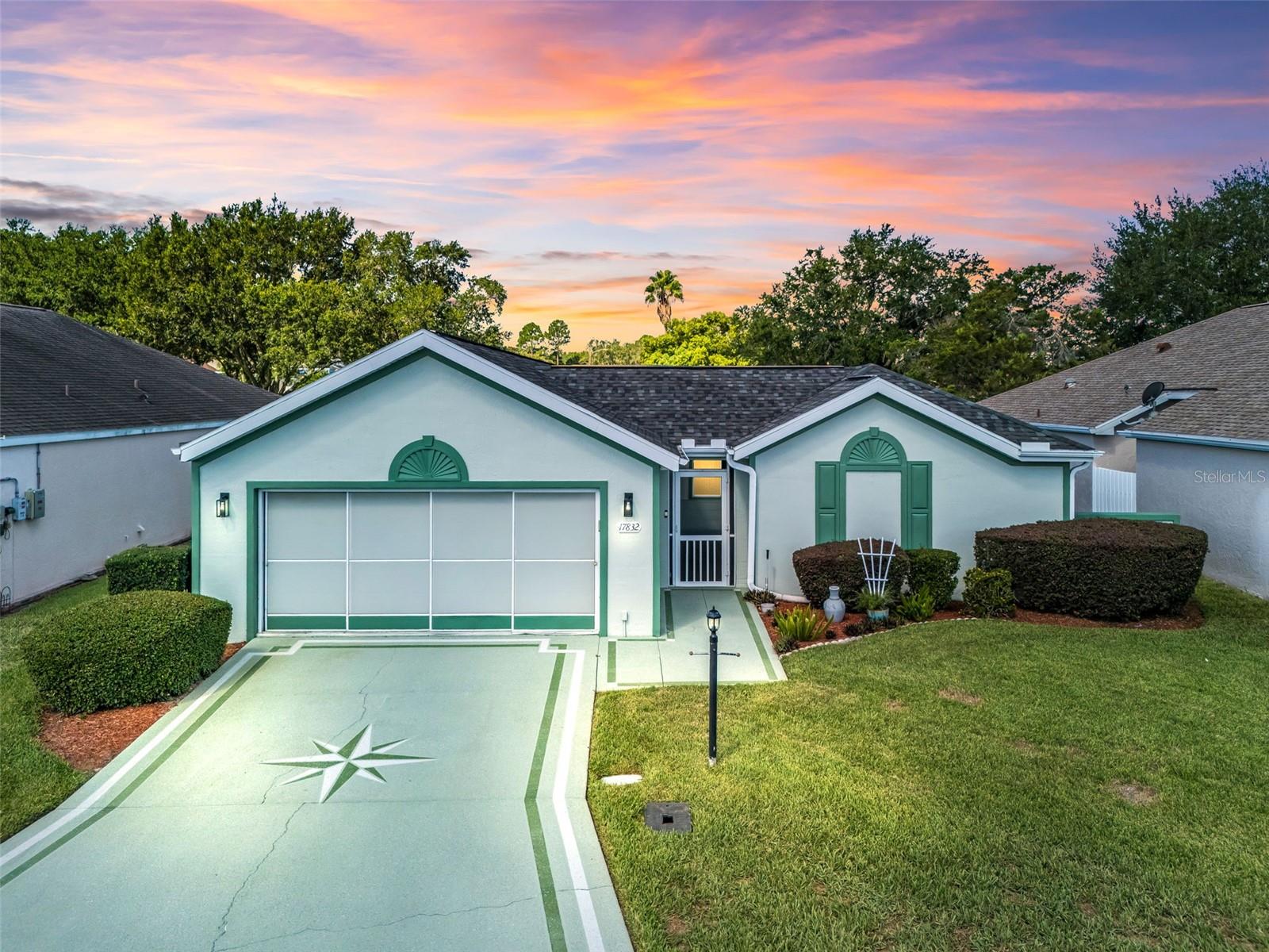 3/2.5 CBS Casita Villa w/2 Car Garage 3/2.5 CBS Casita Villa w/2 Car Garage