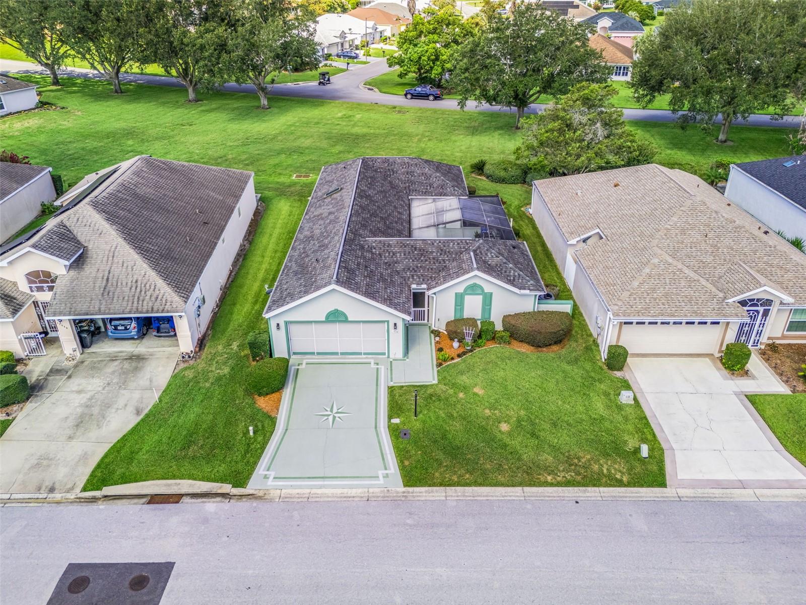 Tremendous Curb appeal