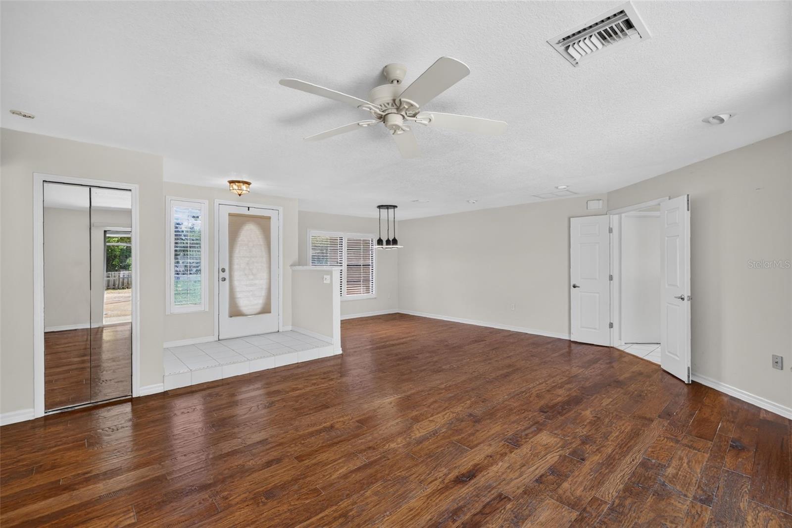 Living/Dining Room Combo