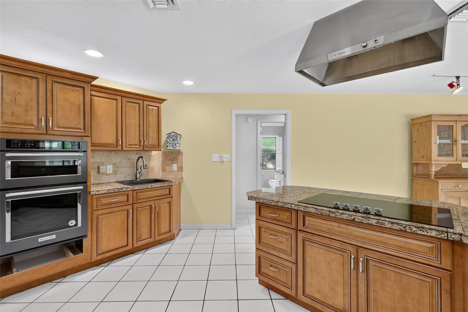 2085 SUSSEX DRIVE, Mount Dora, FL 32757