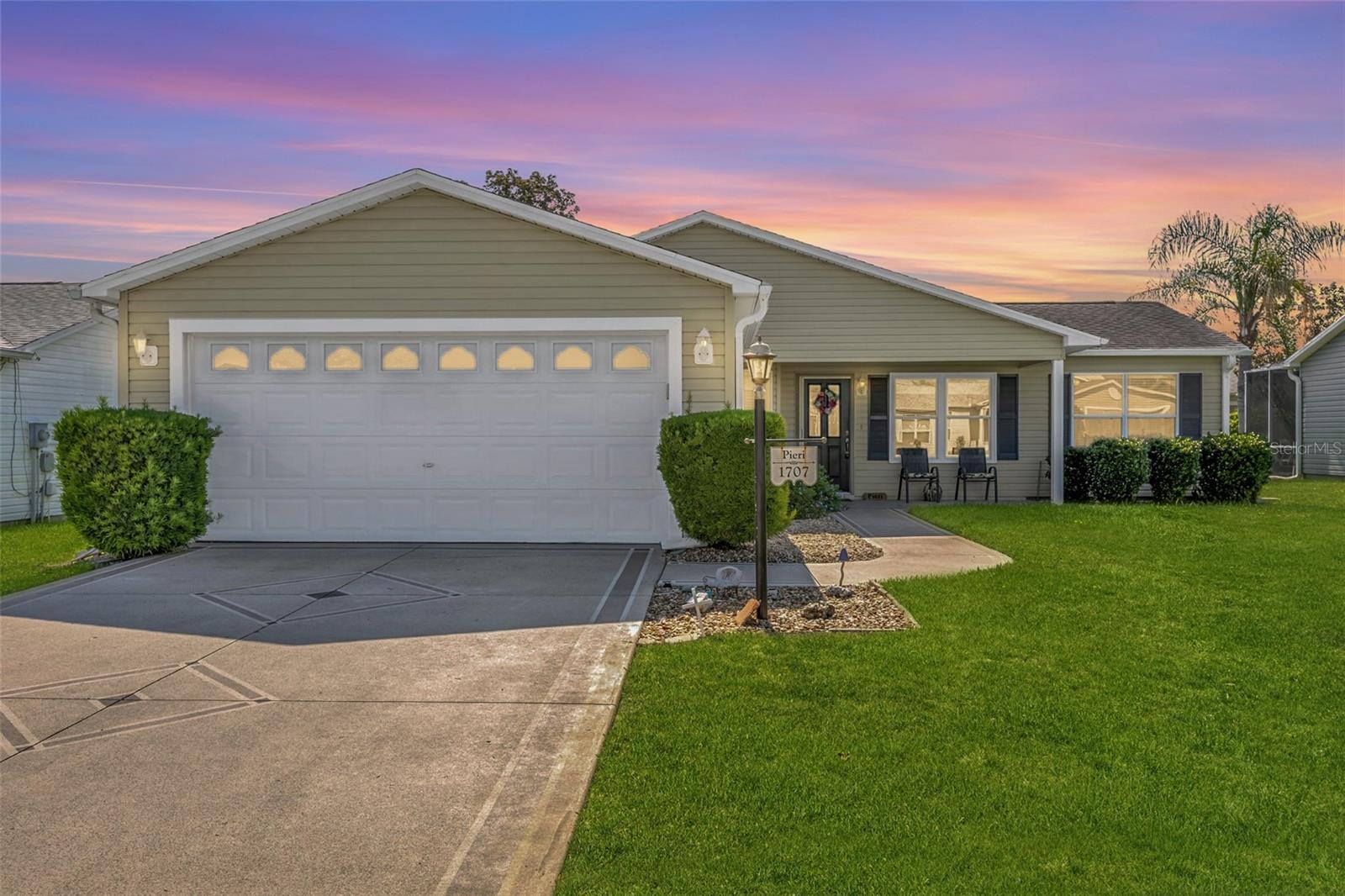1707 GOMEZ PLACE, The Villages, FL 32162 1707 GOMEZ PLACE, The Villages, FL 32162