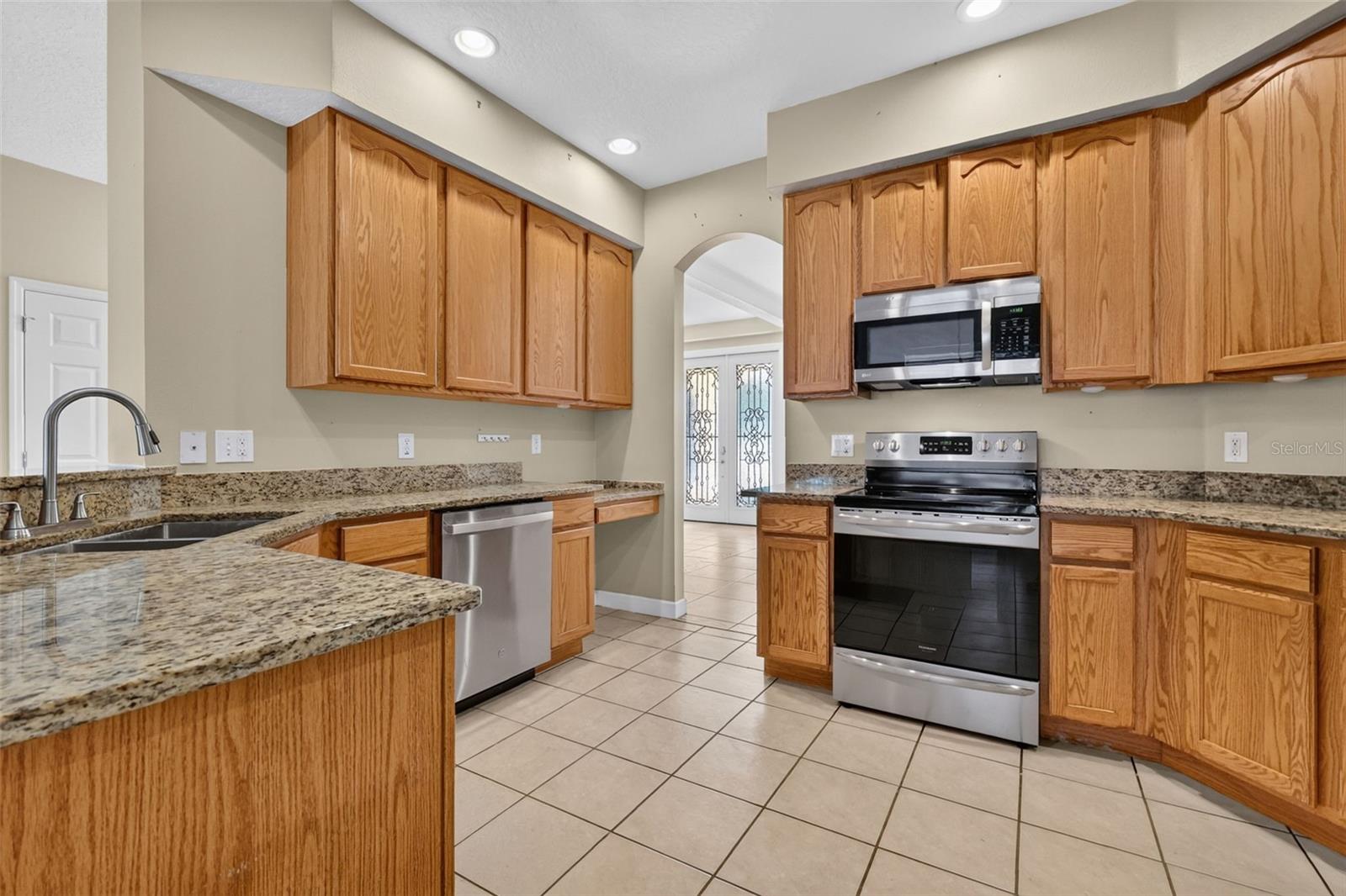 1766 OAK GROVE CHASE DRIVE, Orlando, FL 32820 1766 OAK GROVE CHASE DRIVE, Orlando, FL 32820
