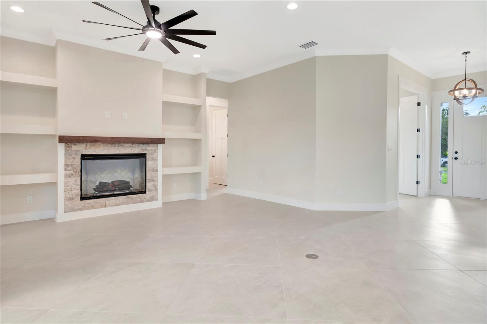 17605 NINTH STREET, Montverde, FL 34756