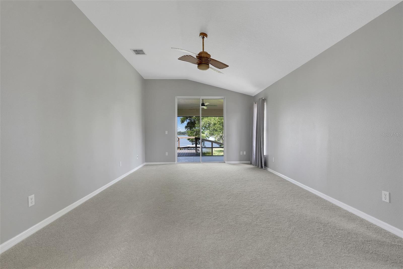 18233 ROSE STREET, Groveland, FL 34736