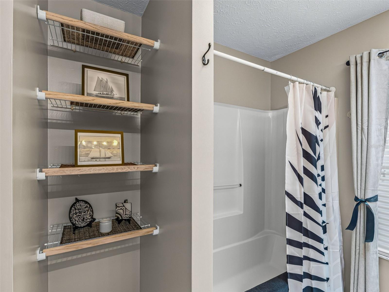 2nd bathroom