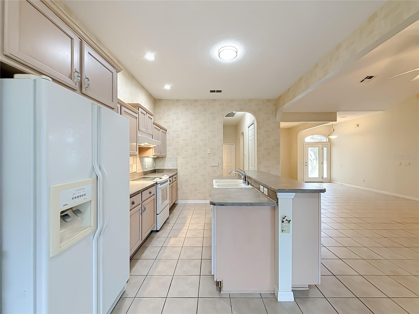 11932 SE 179TH STREET, Summerfield, FL 34491