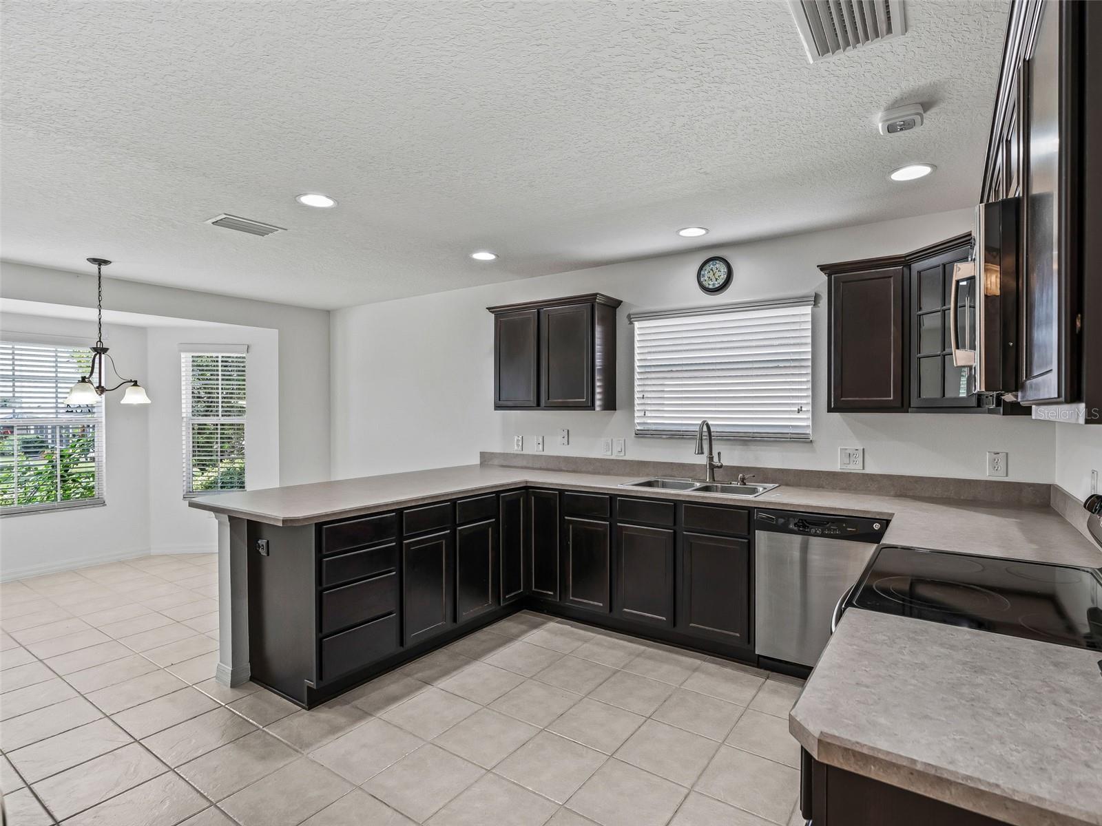 764 BAISLEY TRAIL, The Villages, FL 32162 764 BAISLEY TRAIL, The Villages, FL 32162