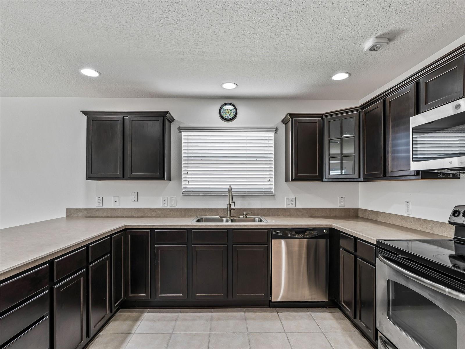 764 BAISLEY TRAIL, The Villages, FL 32162 764 BAISLEY TRAIL, The Villages, FL 32162