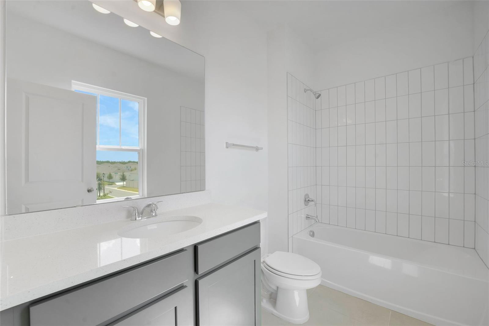 5229 WAYPOINTE BOULEVARD, Apopka, FL 32712