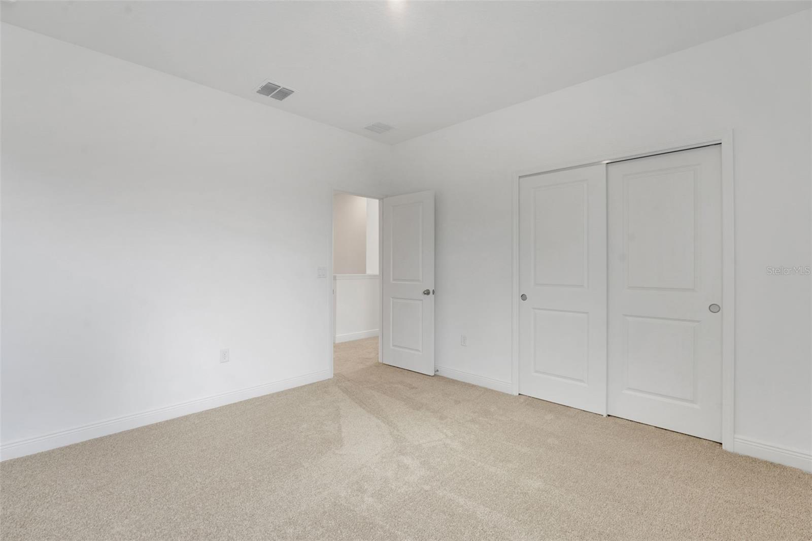5229 WAYPOINTE BOULEVARD, Apopka, FL 32712