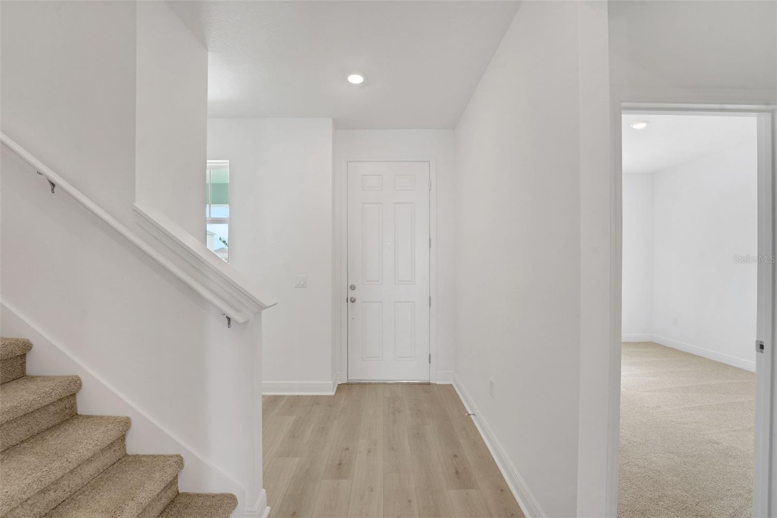 5229 WAYPOINTE BOULEVARD, Apopka, FL 32712