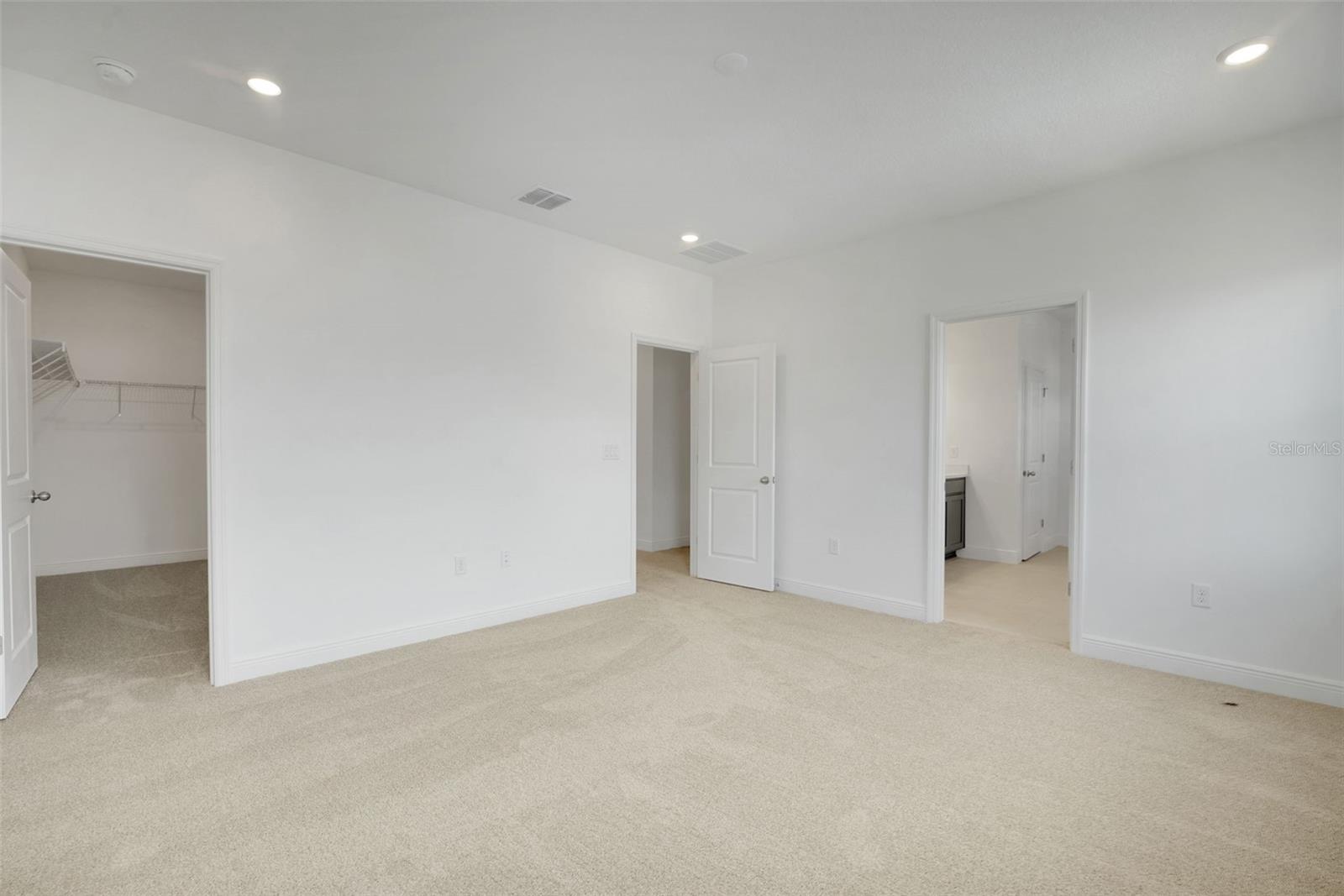 5229 WAYPOINTE BOULEVARD, Apopka, FL 32712