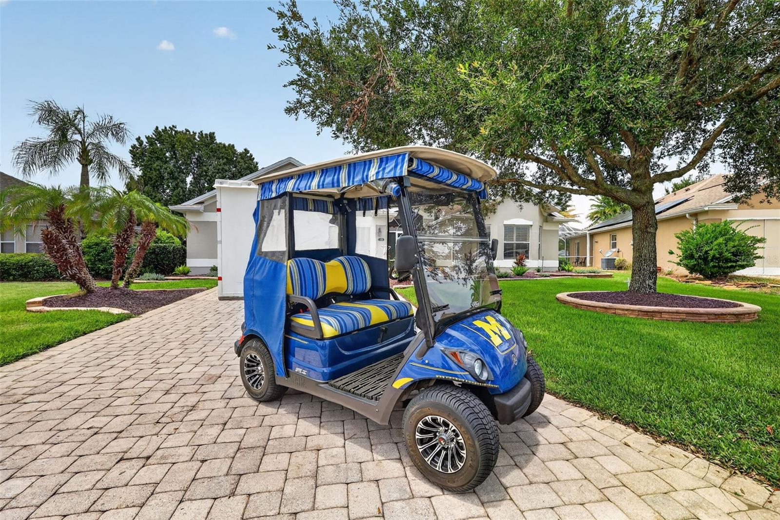 Golf Cart INCLUDED! Golf Cart INCLUDED!
