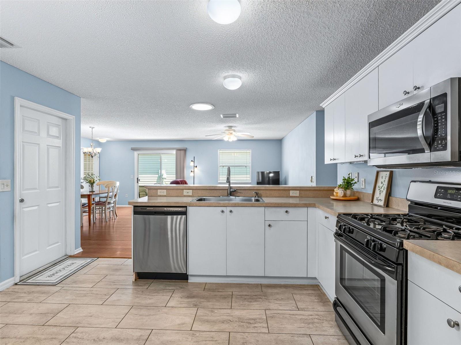 973 YORK TERRACE, The Villages, FL 32162