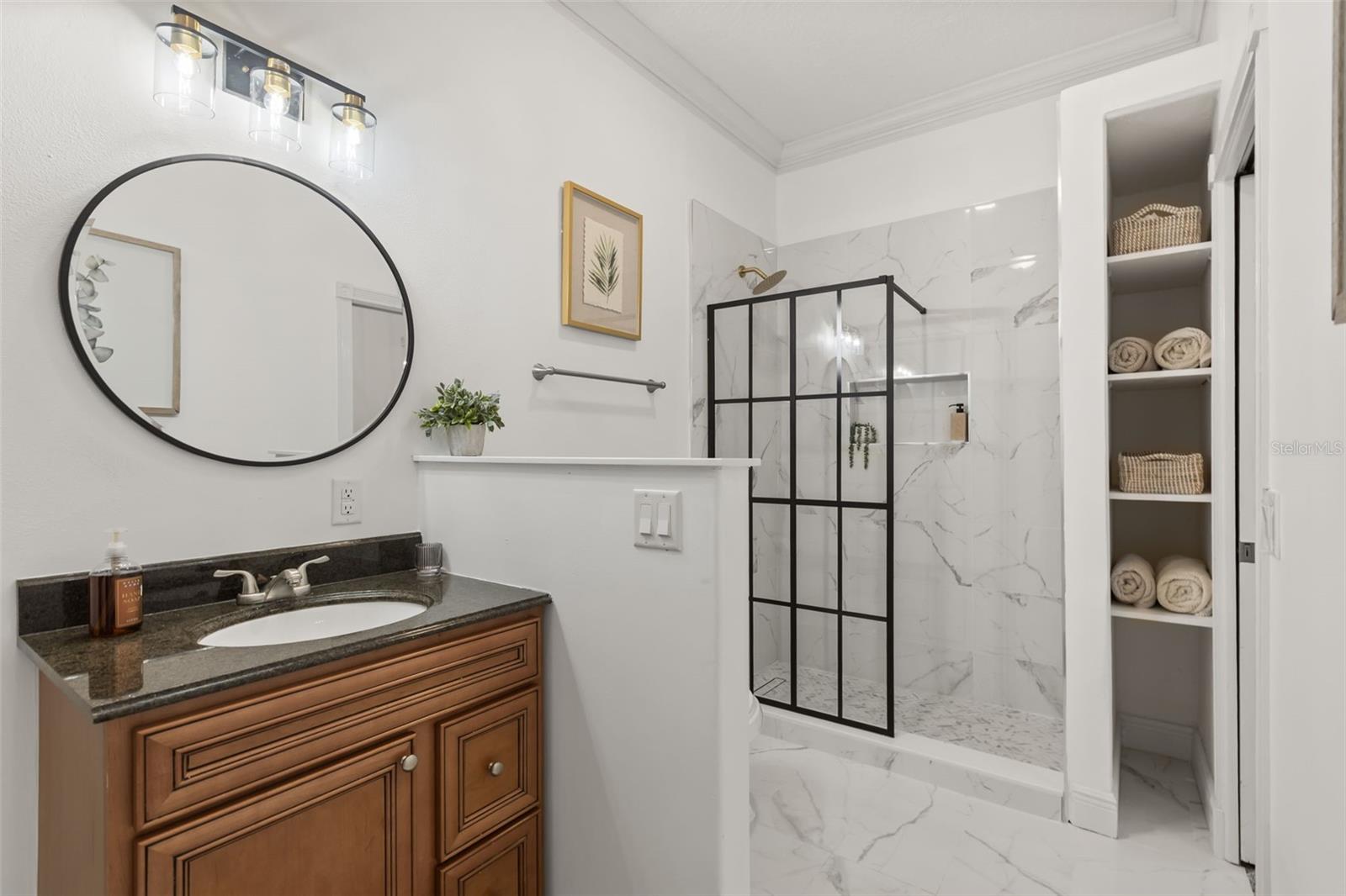 In-Law Suite 1 Bathroom