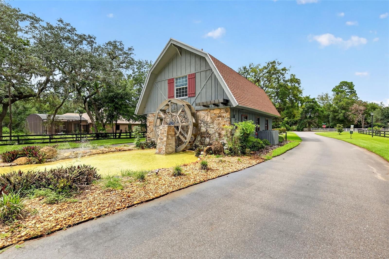 15240 SHADY LANE, Tavares, FL 32778