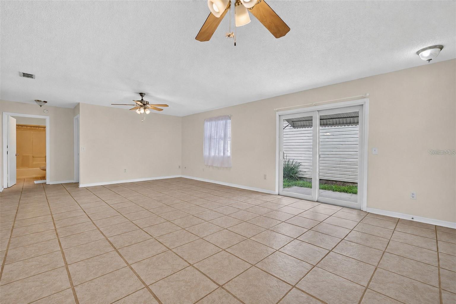 483 HILDALGO DRIVE, The Villages, FL 32159