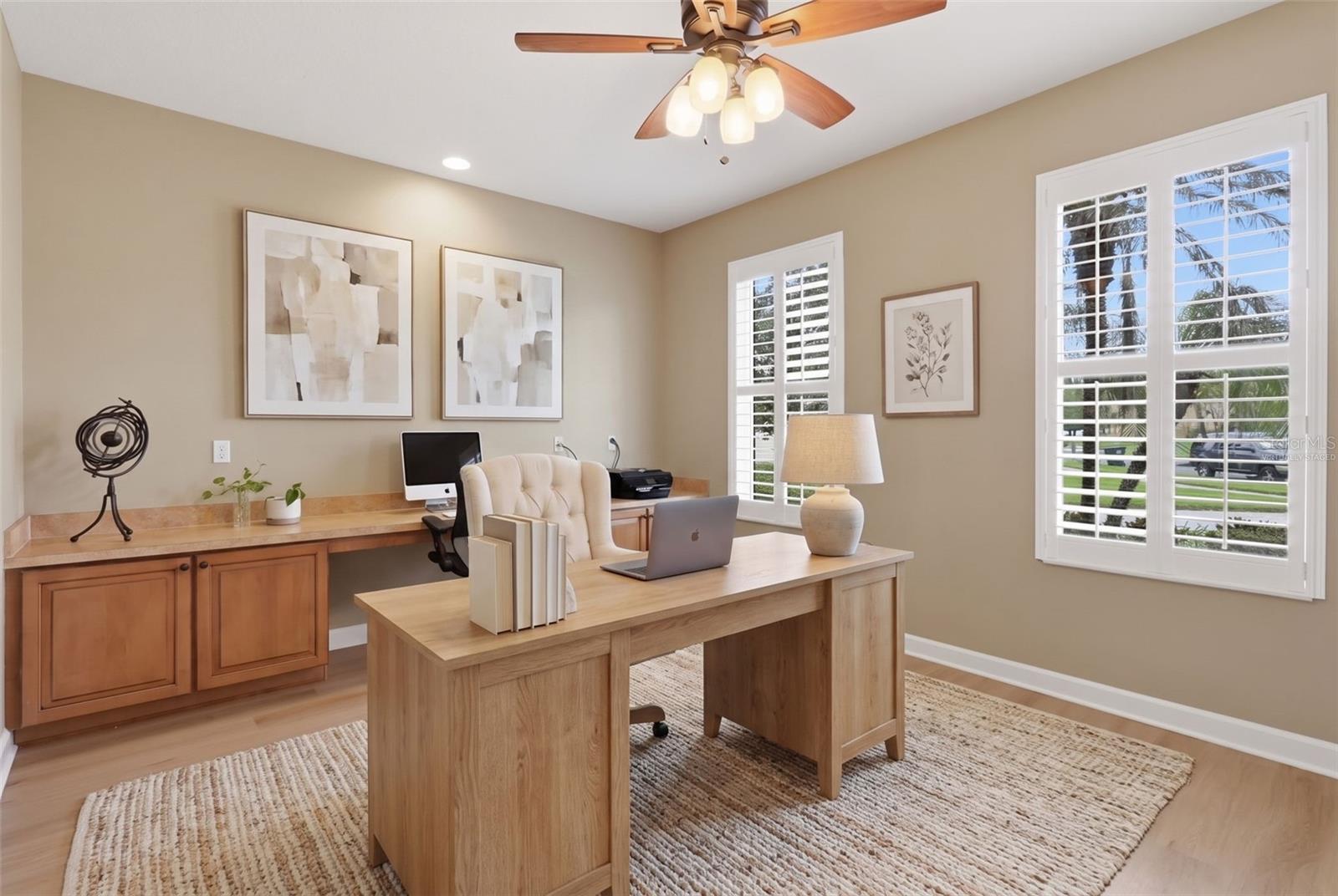 Front Office Partially Virtually Staged