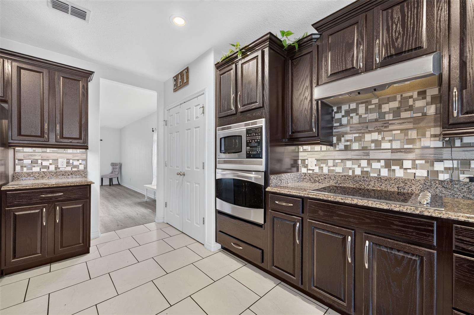 10234 LENOX STREET, Clermont, FL 34711