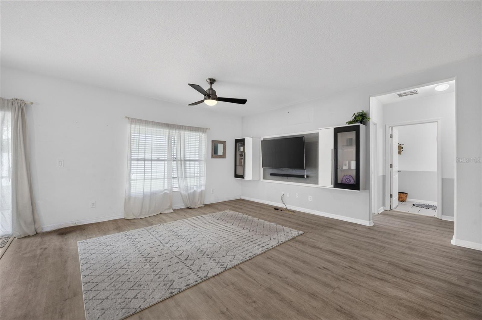 10234 LENOX STREET, Clermont, FL 34711