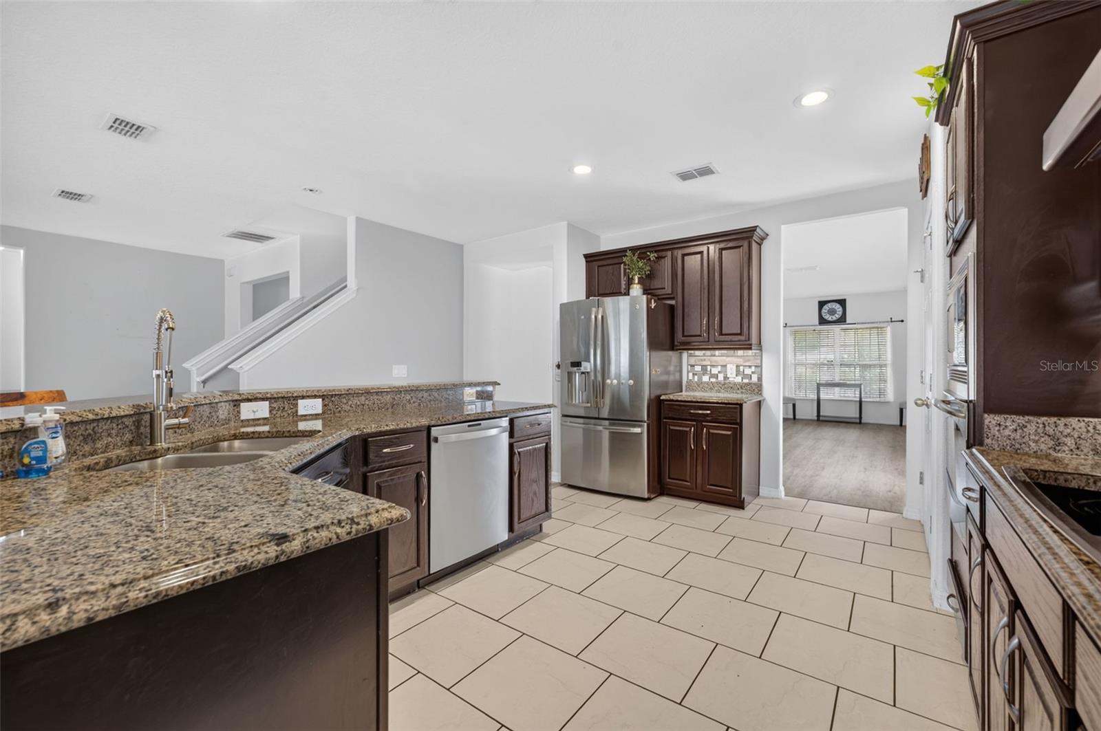 10234 LENOX STREET, Clermont, FL 34711