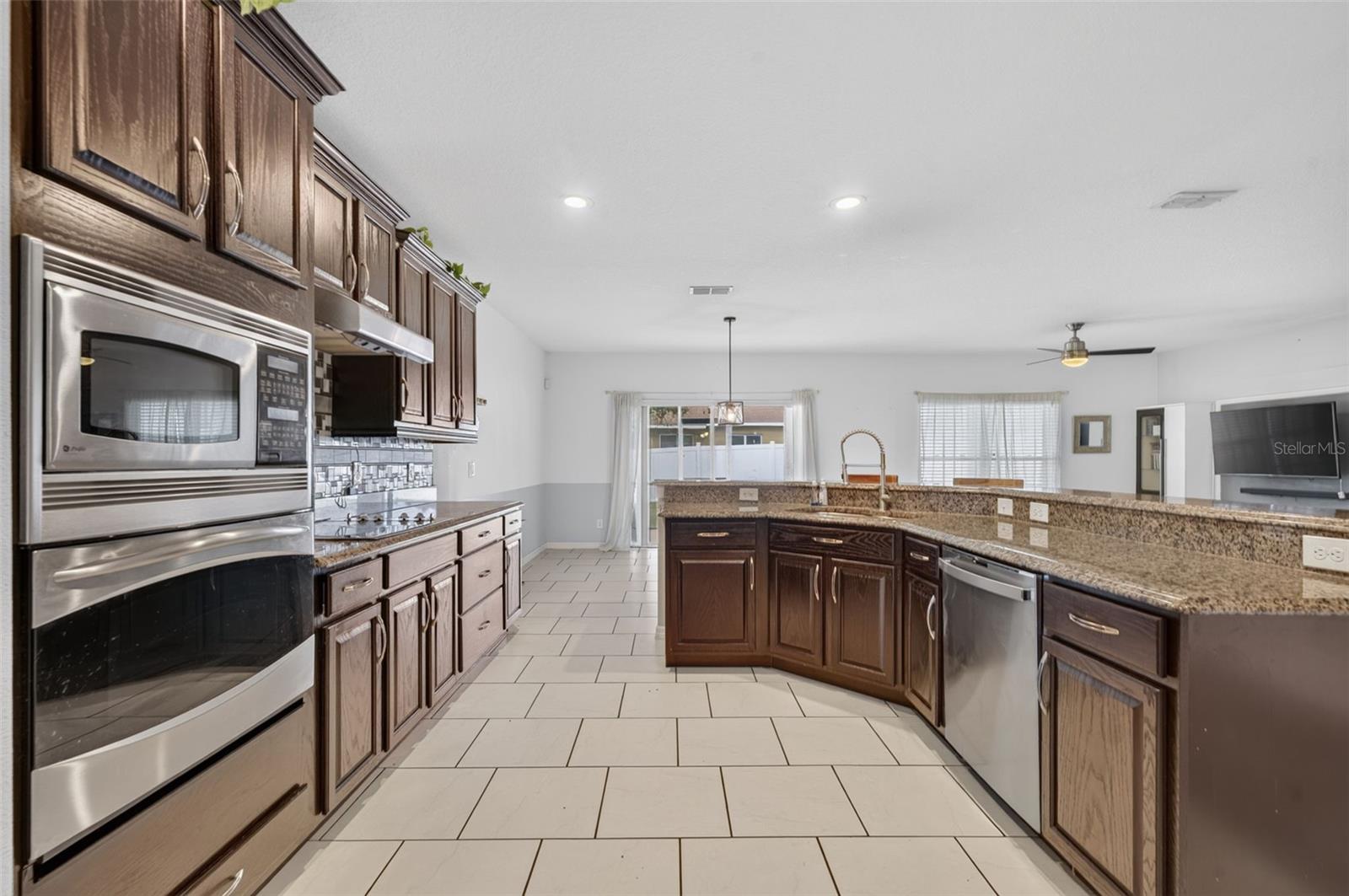 10234 LENOX STREET, Clermont, FL 34711