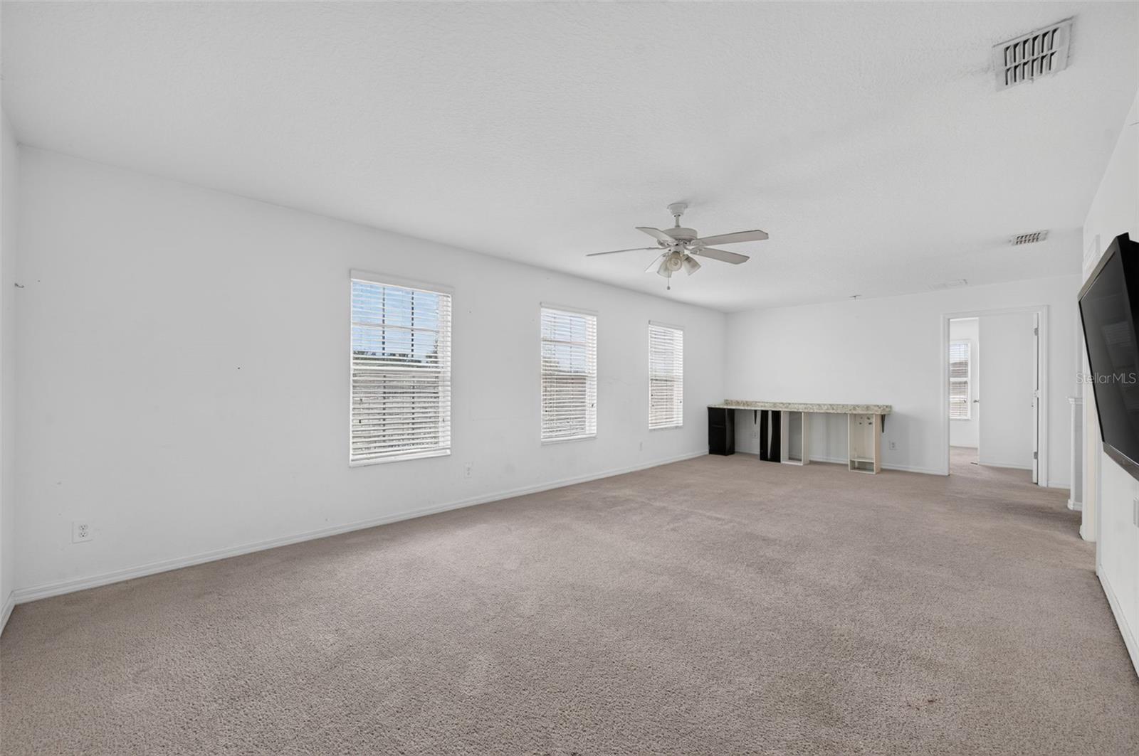 10234 LENOX STREET, Clermont, FL 34711